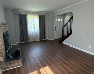 37 Riverside Avenue - Photo Thumbnail 3