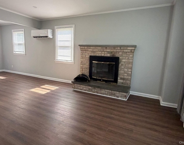 37 Riverside Avenue - Photo Thumbnail 1
