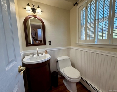 24 Alpine Drive - Photo Thumbnail 8