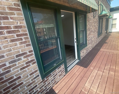 587 Main Street - Photo Thumbnail 7