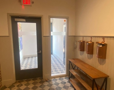 587 Main Street - Photo Thumbnail 2