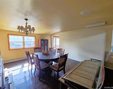2706 Peconic - Photo Thumbnail 16