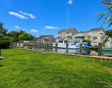 2706 Peconic - Photo Thumbnail 6