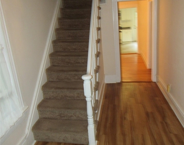 15 Phillips Place - Photo Thumbnail 4