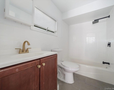 1 Henry Court - Photo Thumbnail 22