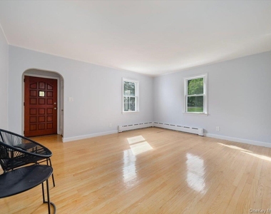 1 Henry Court - Photo Thumbnail 1