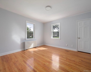 1 Henry Court - Photo Thumbnail 11