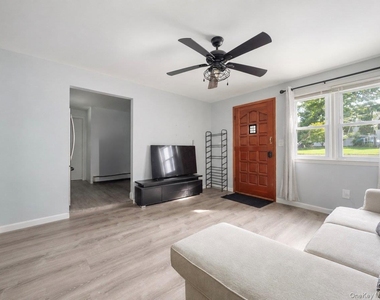 1 Henry Court - Photo Thumbnail 19