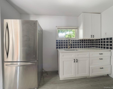1 Henry Court - Photo Thumbnail 20