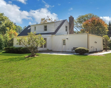 13 Colonial Road - Photo Thumbnail 24
