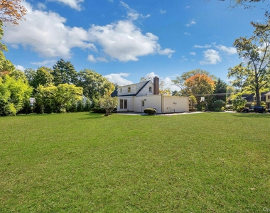 13 Colonial Road - Photo Thumbnail 28