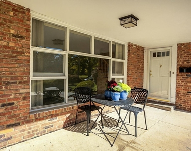 13 Colonial Road - Photo Thumbnail 30