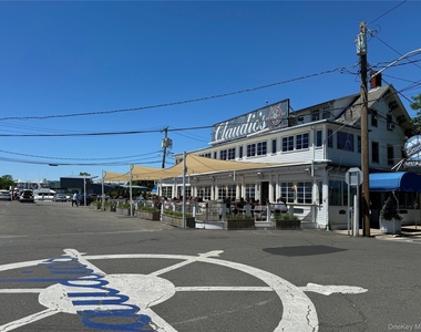 1000 9th Street - Photo Thumbnail 20
