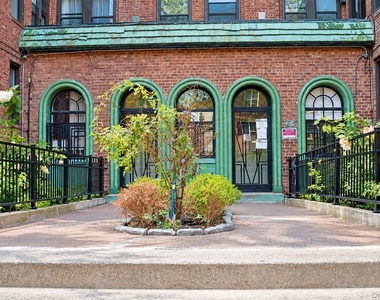 83-00 Talbot Street - Photo Thumbnail 1