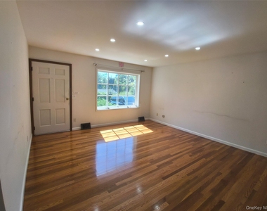 515 High Street - Photo Thumbnail 4