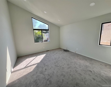 57 Firwood Road - Photo Thumbnail 4