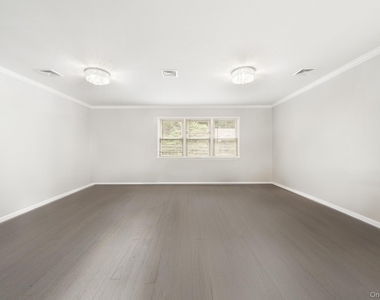 51 Bradley Street - Photo Thumbnail 3