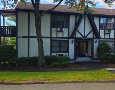 711 Sierra Vista Lane - Photo Thumbnail 1