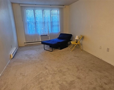 711 Sierra Vista Lane - Photo Thumbnail 13