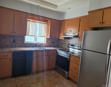 84-33 124th Street - Photo Thumbnail 6
