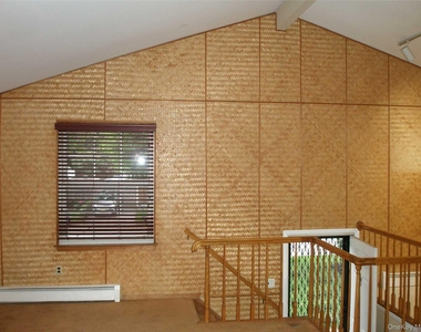 4924 Express Dr South - Photo Thumbnail 13