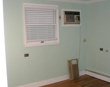 4924 Express Dr South - Photo Thumbnail 7