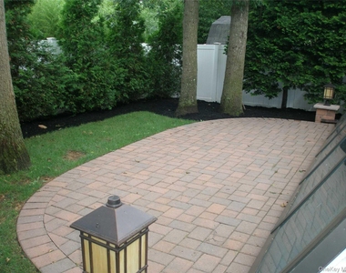 4924 Express Dr South - Photo Thumbnail 2