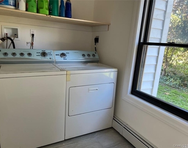 81 Heilman Avenue - Photo Thumbnail 5