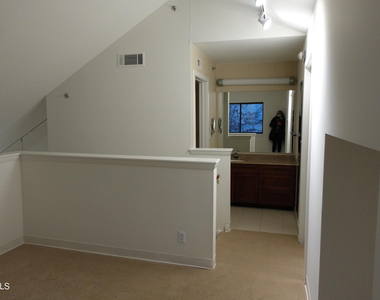 7 Residence Inn Drive - Photo Thumbnail 8
