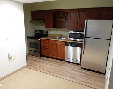 7 Residence Inn Drive - Photo Thumbnail 3
