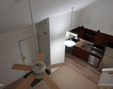 7 Residence Inn Drive - Photo Thumbnail 5