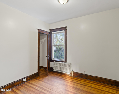 831 Washington Ave - Photo Thumbnail 20