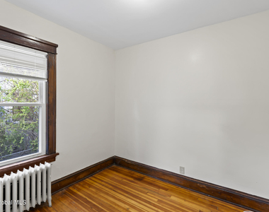 831 Washington Ave - Photo Thumbnail 12