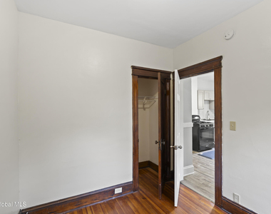 831 Washington Ave - Photo Thumbnail 13