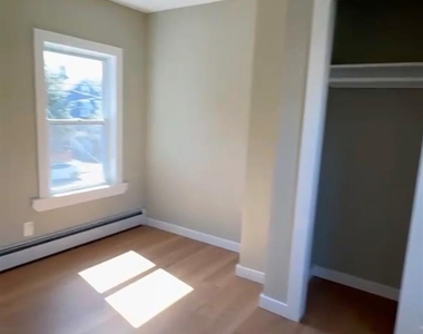 67 Manning Avenue - Photo Thumbnail 1