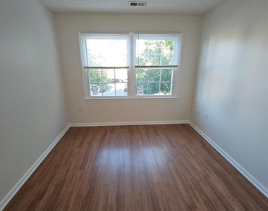 1226 Edpas Road - Photo Thumbnail 9