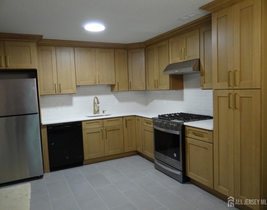 129 Prestwick Way - Photo Thumbnail 2