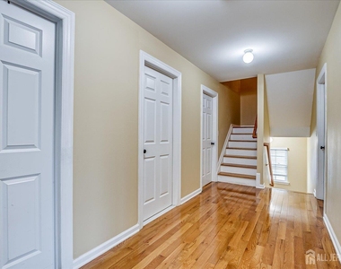 169 Metuchen Avenue - Photo Thumbnail 19