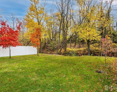 169 Metuchen Avenue - Photo Thumbnail 34