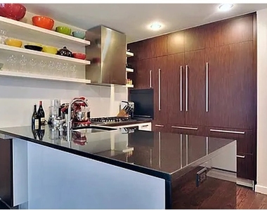 133 W 22nd Street - Photo Thumbnail 3