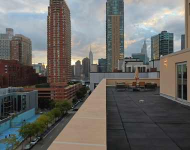 5-43 48th Avenue - Photo Thumbnail 9