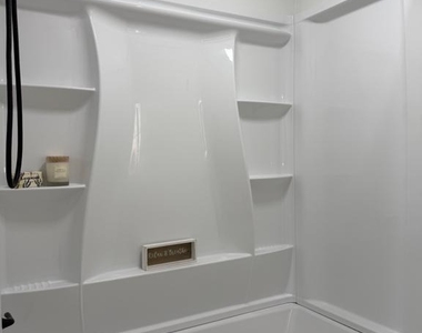 105 Walnut Drive - Photo Thumbnail 16