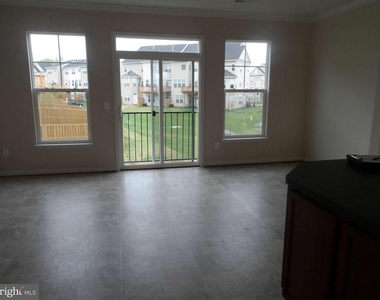27 Rapidan Drive - Photo Thumbnail 11