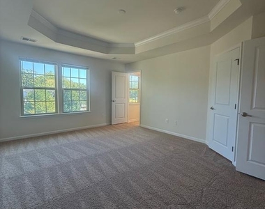 100 Brenton Road - Photo Thumbnail 15