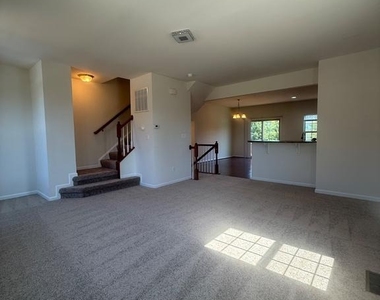 100 Brenton Road - Photo Thumbnail 13