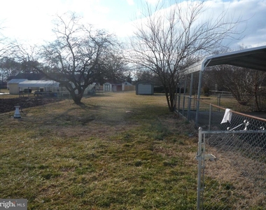 104 Greenway Street - Photo Thumbnail 7