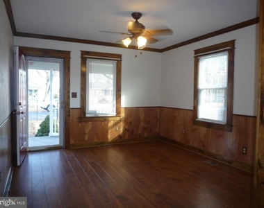 104 Greenway Street - Photo Thumbnail 11