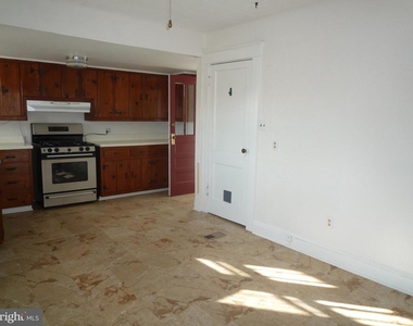 104 Greenway Street - Photo Thumbnail 17