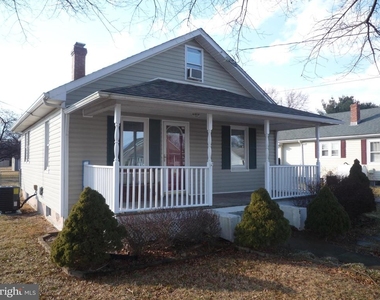 104 Greenway Street - Photo Thumbnail 1