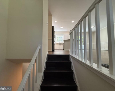 11204 Wilderness Park Drive - Photo Thumbnail 3